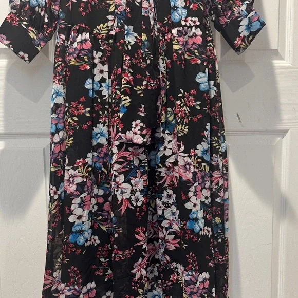 Elegant Floral Long Sleeve Dress - Picture 3 of 4